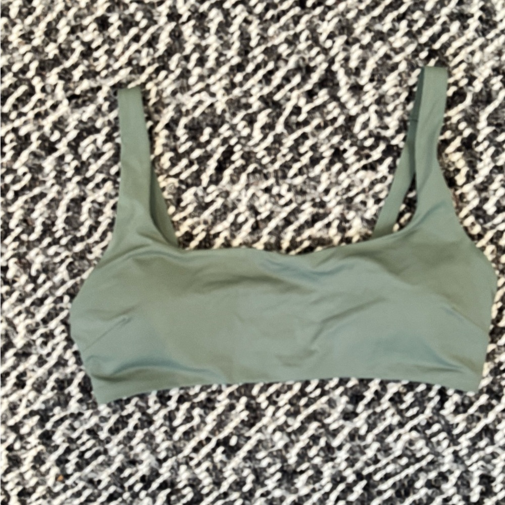 Everlane ReNew Bikini Top